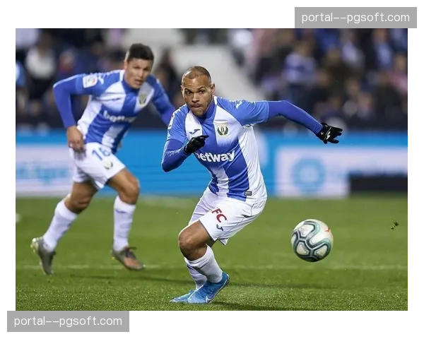 拉斯帕尔马斯1-1加的斯，主队90分钟绝平